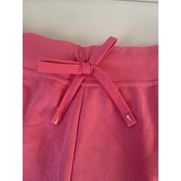 Women's Nike Dri-FIT Get Fit Training Shorts Size XL Pink DM7291-684 NWT - Picture 4 of 13